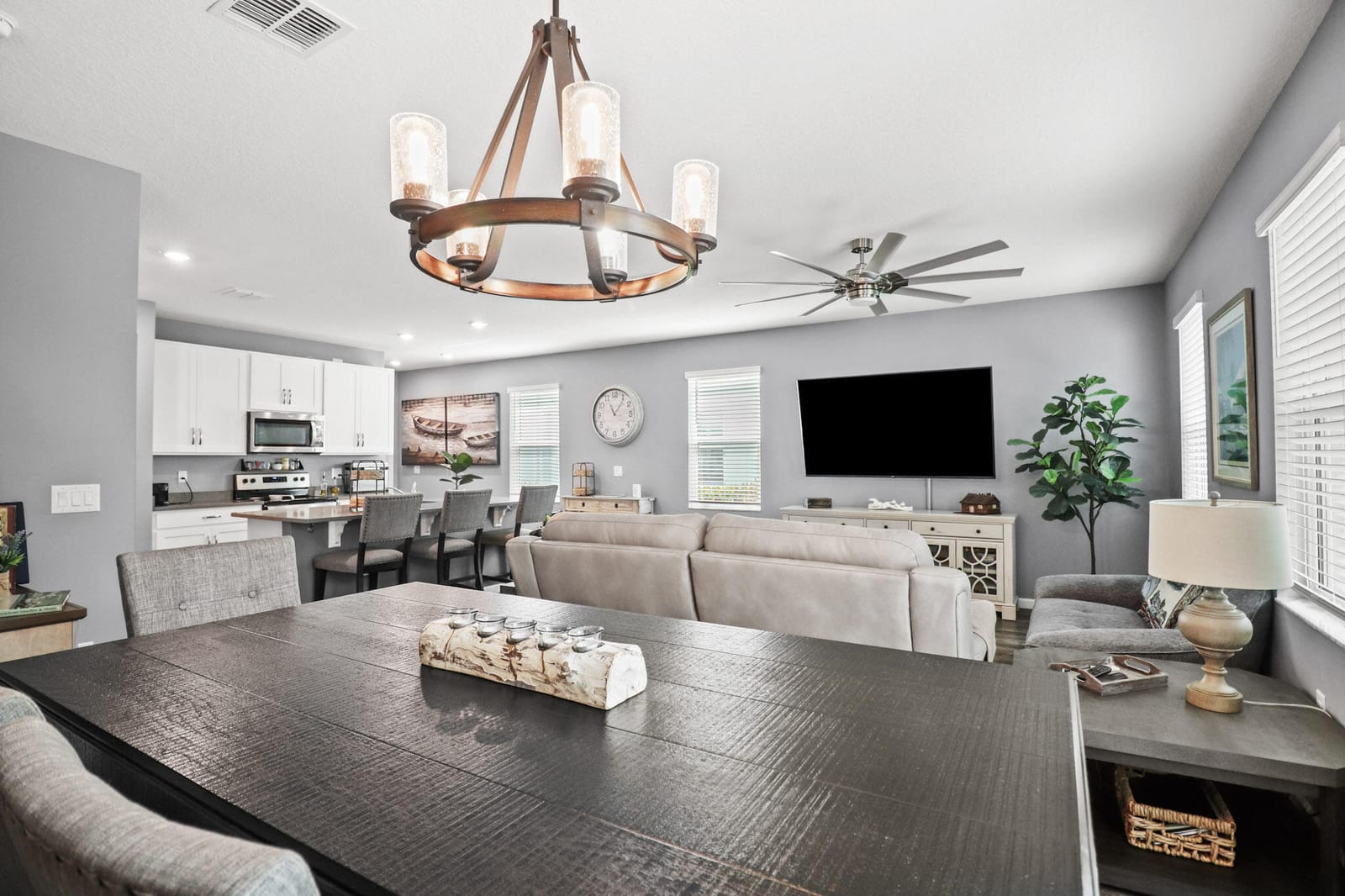 384 SE Sea Hunt Way — photo 8