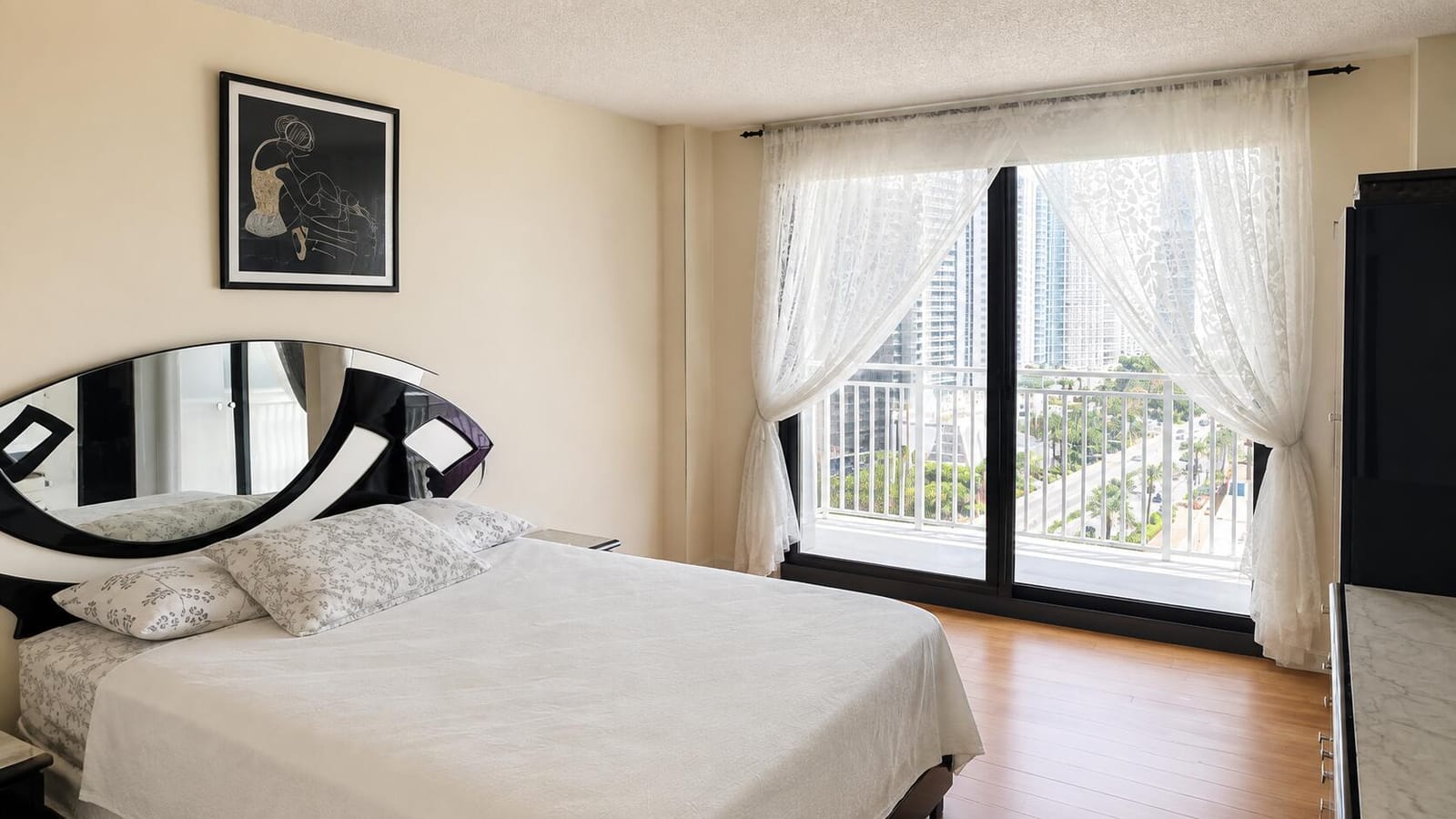 210 174TH Street 1901, Sunny Isles Beach, FL 33160 photo 14