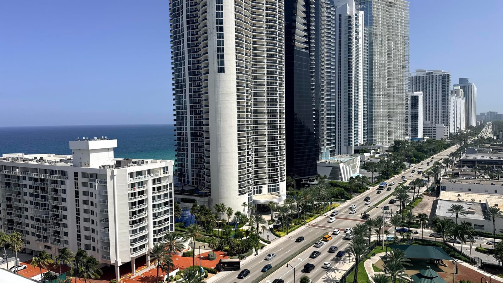 210 174TH Street 1901, Sunny Isles Beach, FL 33160 photo 21