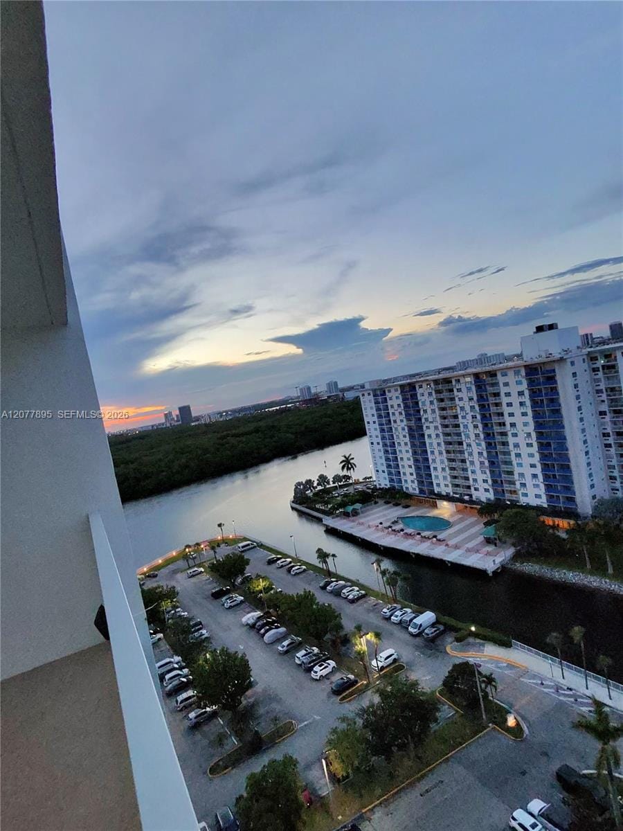 500 Bayview Drive 1723