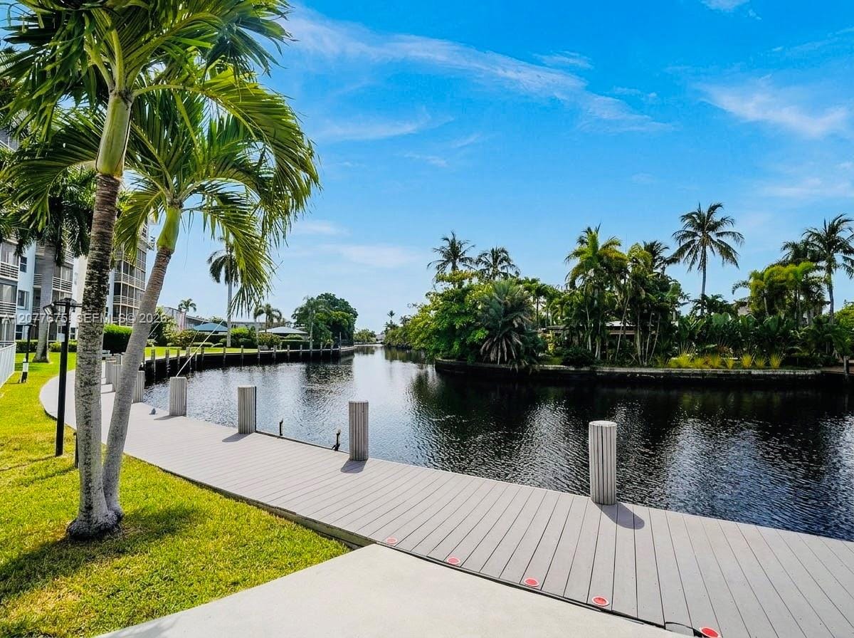 2970 NE 16th Avenue 214, Oakland Park, FL 33334