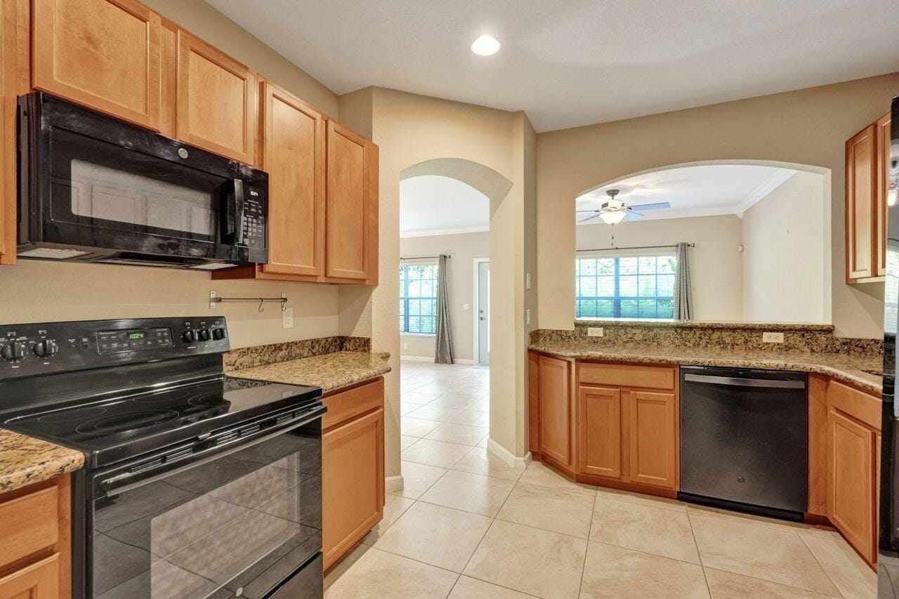 4603 Cohune Palm Court — photo 4