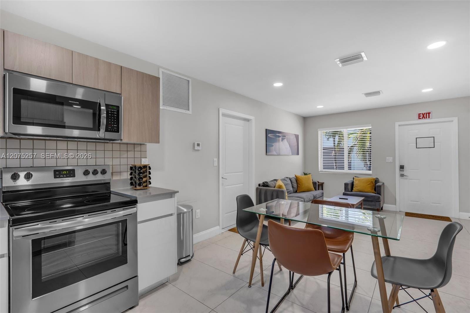507 NW 8th Avenue 2, Fort Lauderdale, FL 33311 photo 11