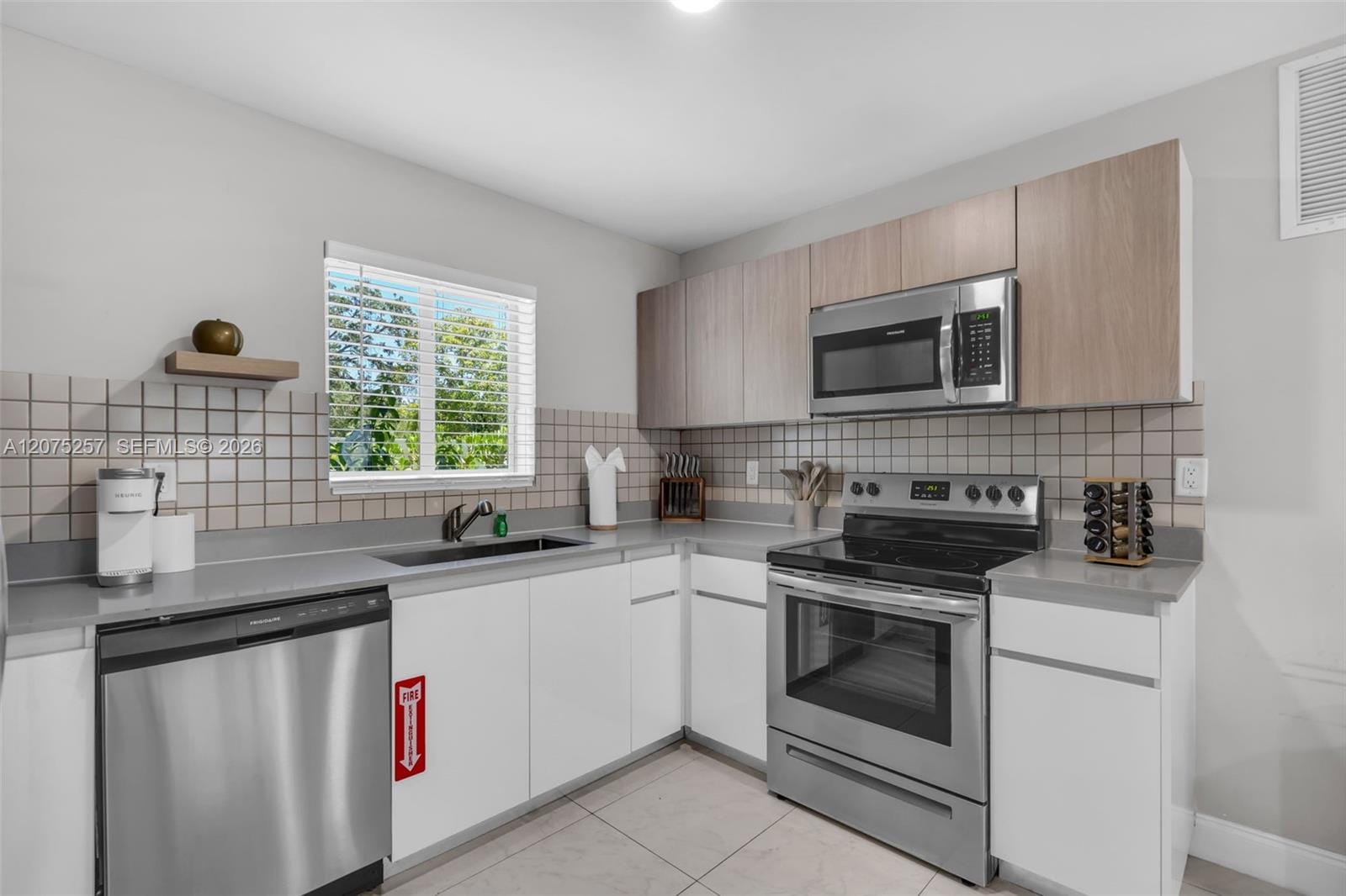 507 NW 8th Avenue 2, Fort Lauderdale, FL 33311 photo 13