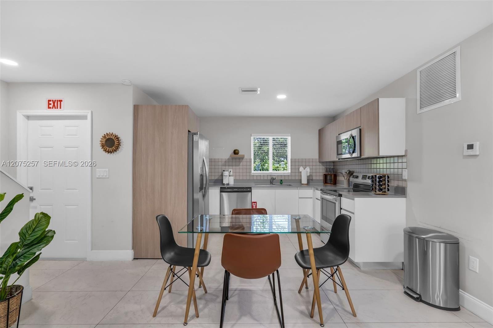 507 NW 8th Avenue 2, Fort Lauderdale, FL 33311 photo 9