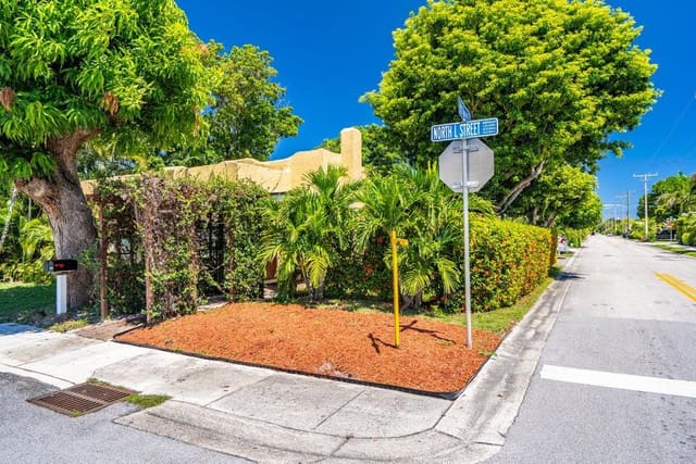 1602 N L Street, Lake Worth Beach, FL 33460