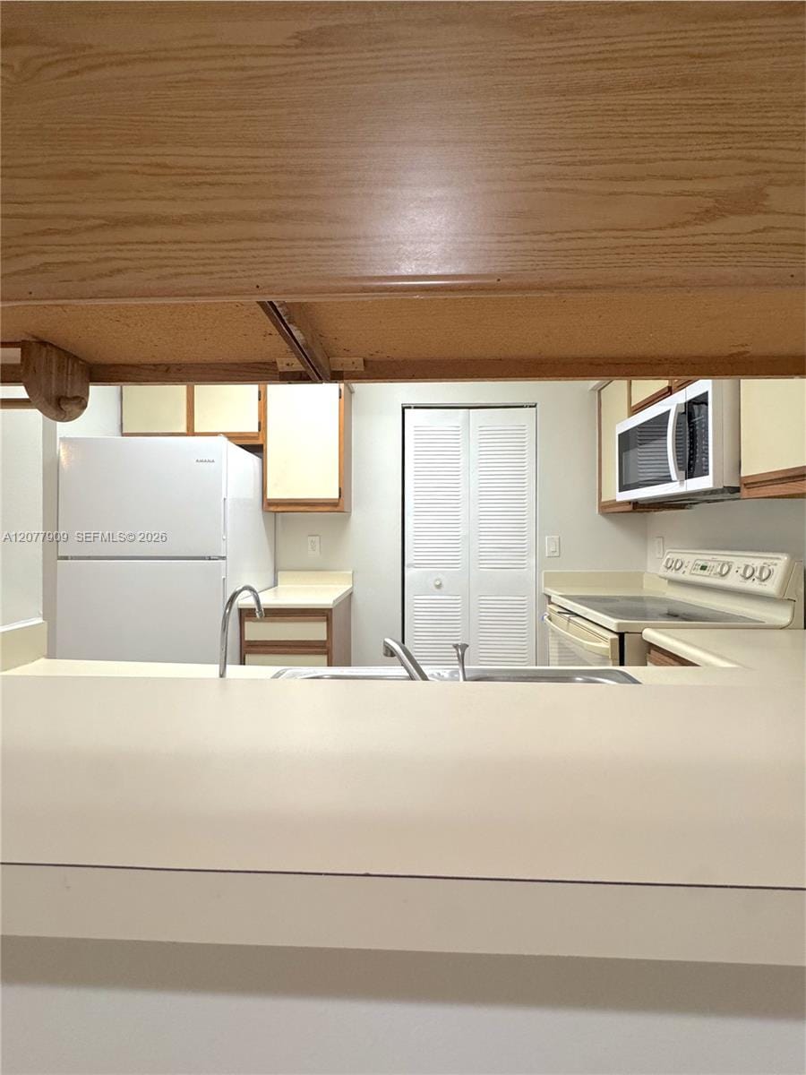 1265 SW 46th Avenue 2201 — photo 11