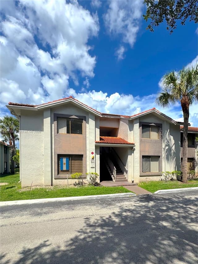 3280 Coral Lake Lane 3280, Coral Springs, FL 33065