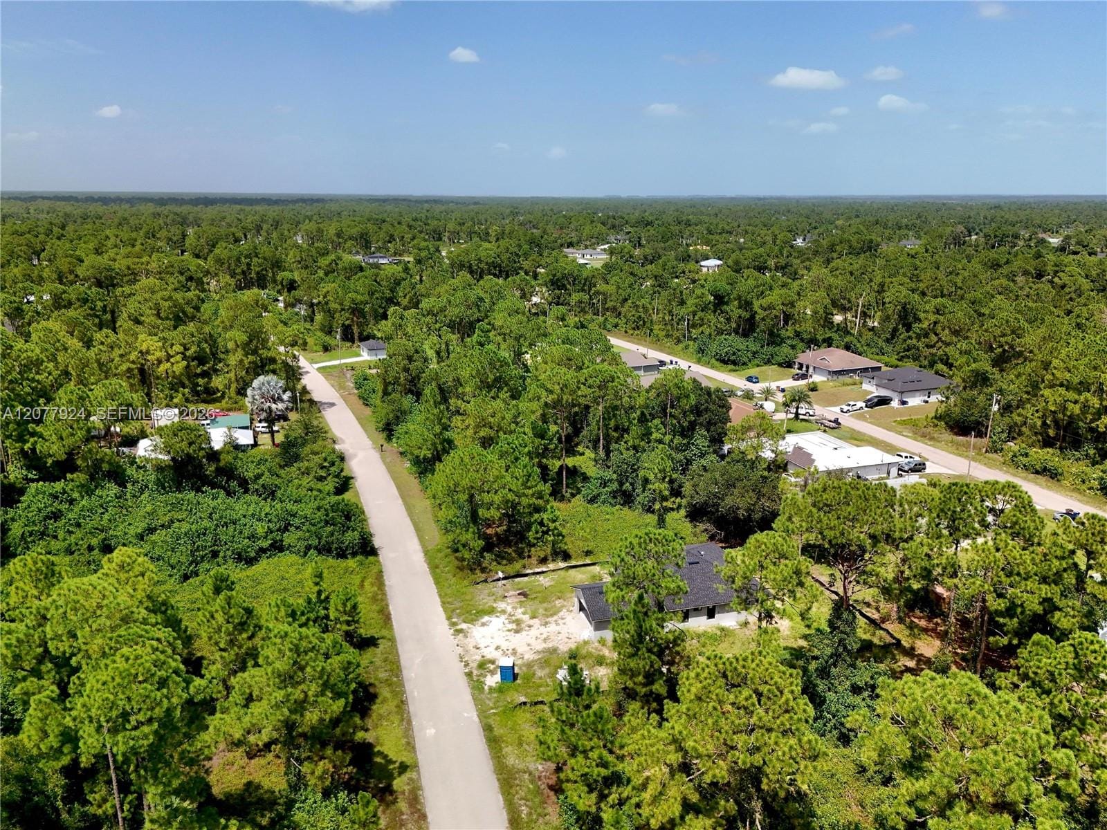 523 Summit Avenue, Lehigh Acres, FL 33974 photo 17