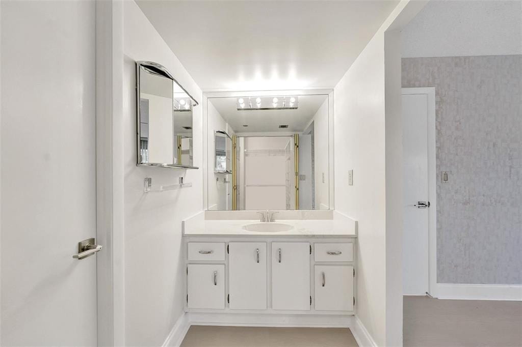 1000 St Charles Place 305, Pembroke Pines, FL 33026 photo 15