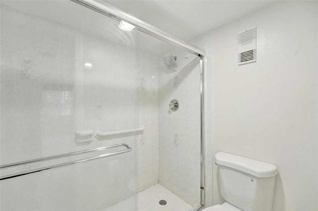 1000 St Charles Place 305, Pembroke Pines, FL 33026 photo 17