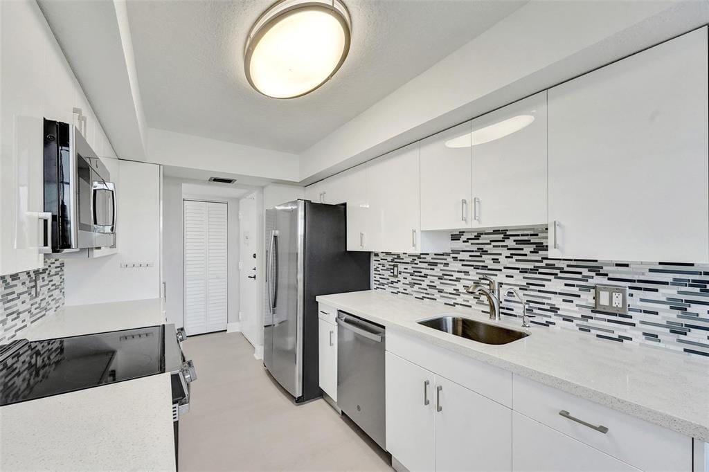 1000 St Charles Place 305, Pembroke Pines, FL 33026 photo 6