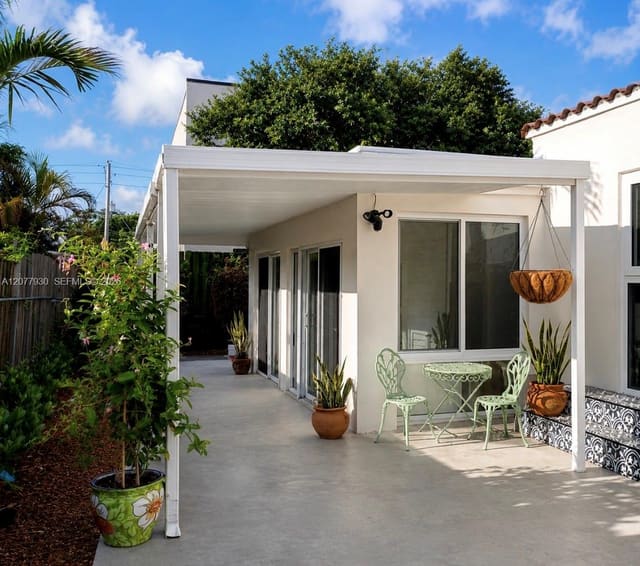 2740 SW 4th Street REAR, Miami, FL 33135