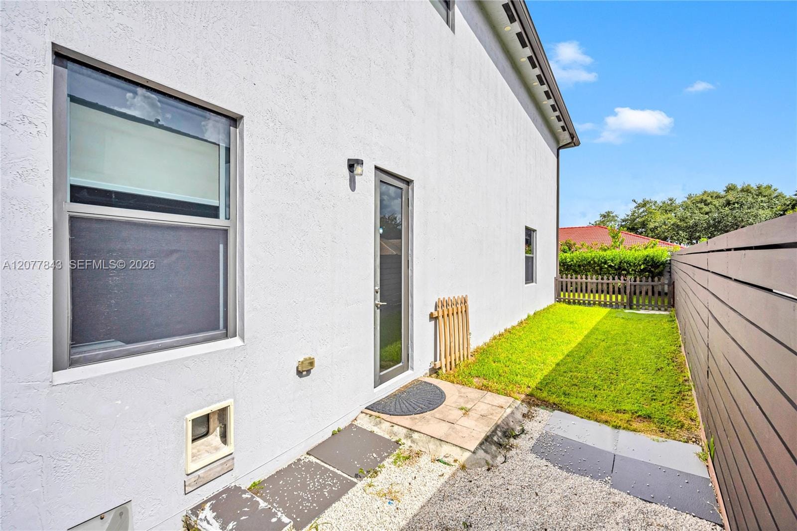 9121 NW 161st Terrace, Miami Lakes, FL 33018 photo 24