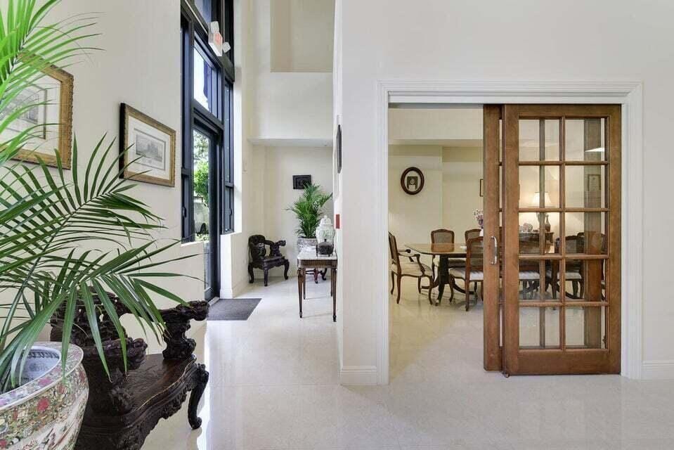701 S OLIVE Avenue 117 — photo 4