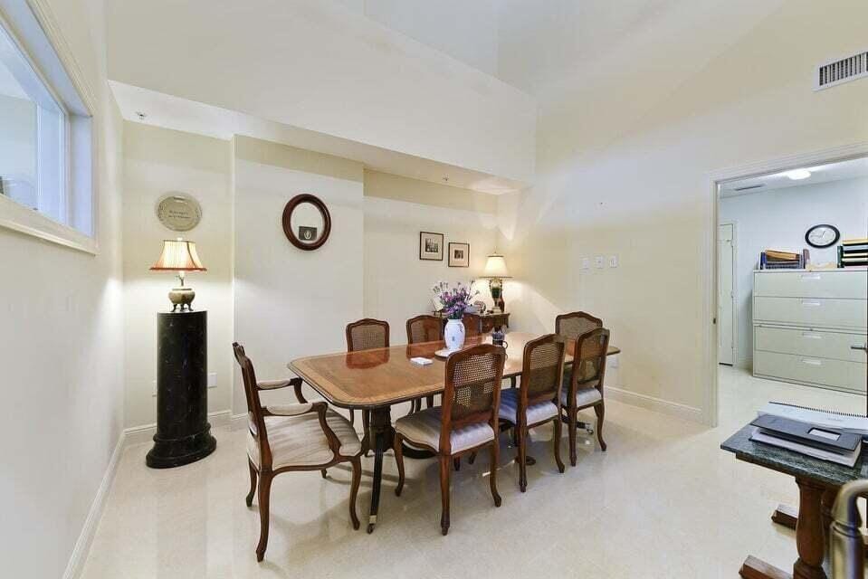 701 S OLIVE Avenue 117 — photo 6