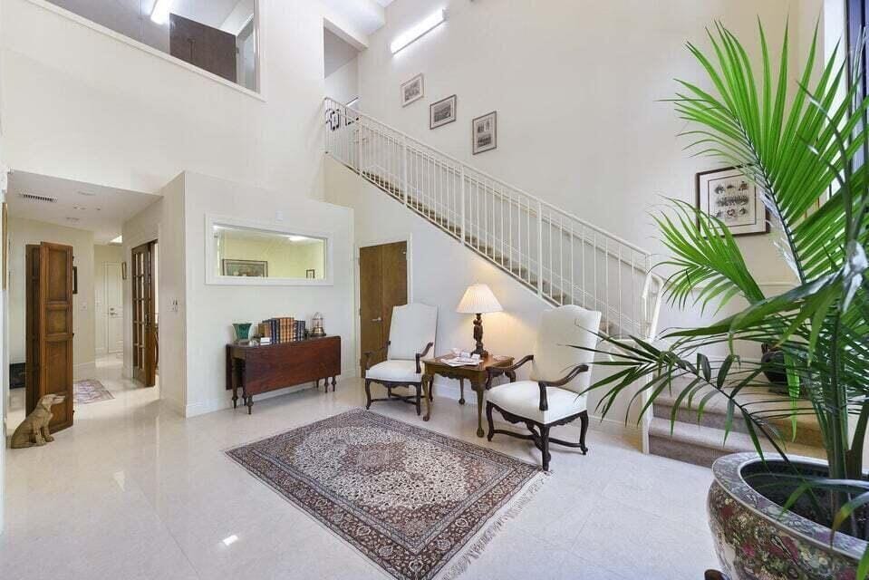 701 S OLIVE Avenue 117, West Palm Beach, FL 33401