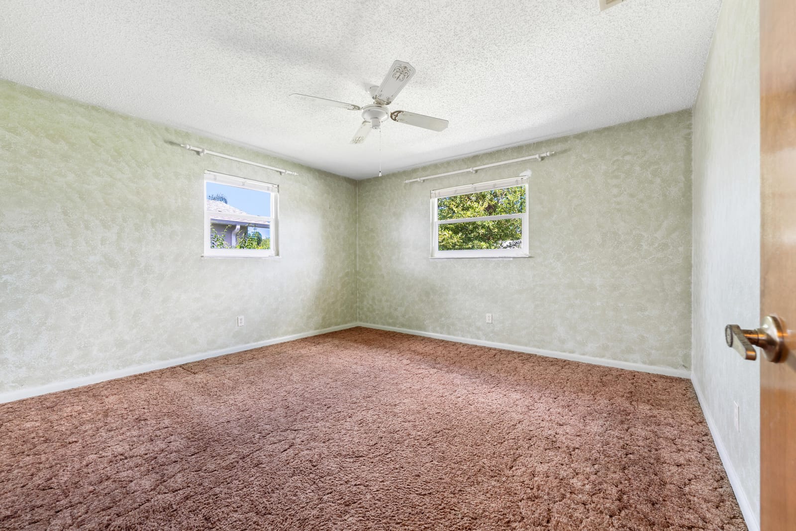 1634 SE CLEARMONT Street, Port St. Lucie, FL 34983 photo 21