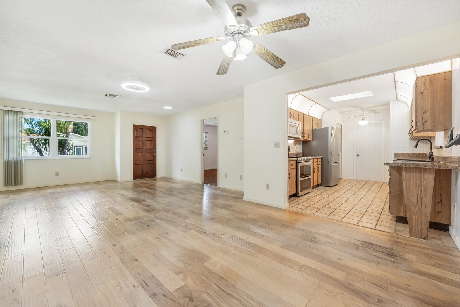 1634 SE CLEARMONT Street, Port St. Lucie, FL 34983 photo 9