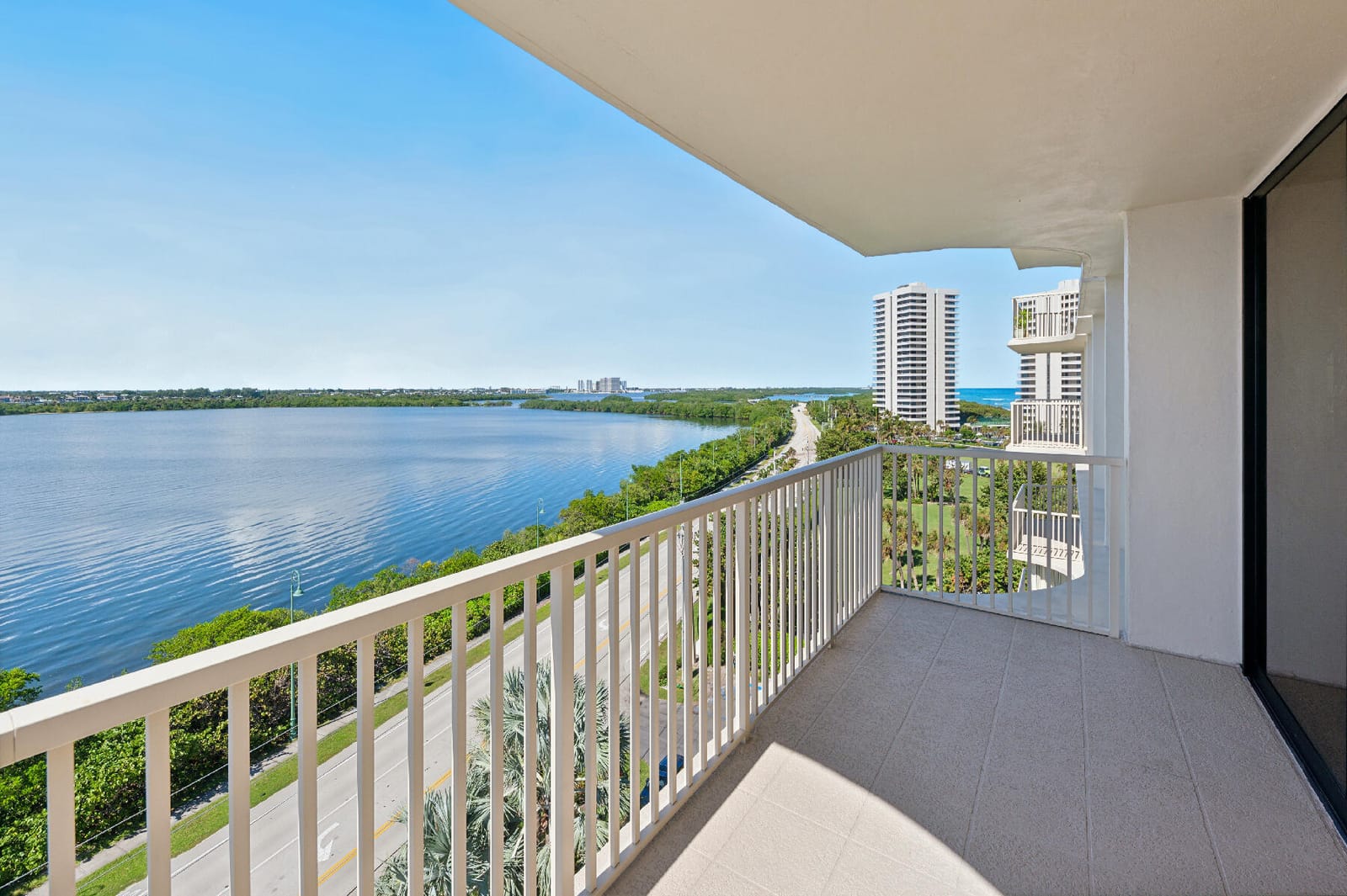 5480 N Ocean Drive B7c — photo 4