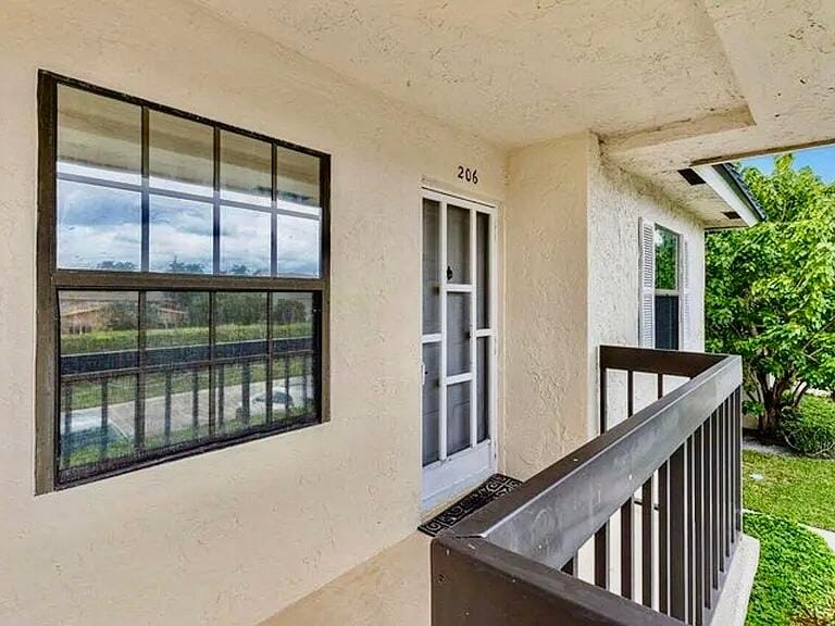 3118 FLORIDA 206-B — photo 2