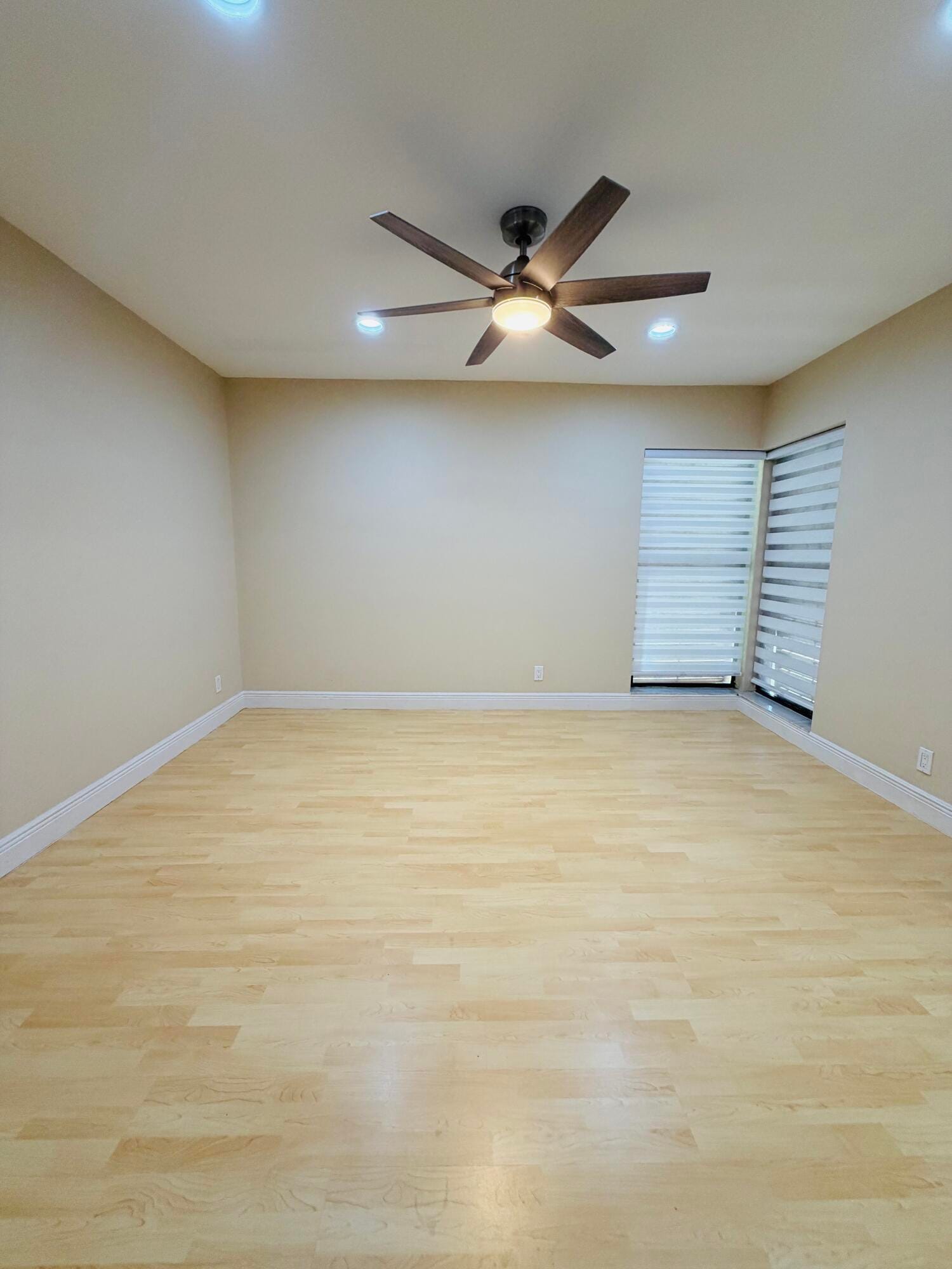 3939 NE 5th Avenue A206 — photo 12