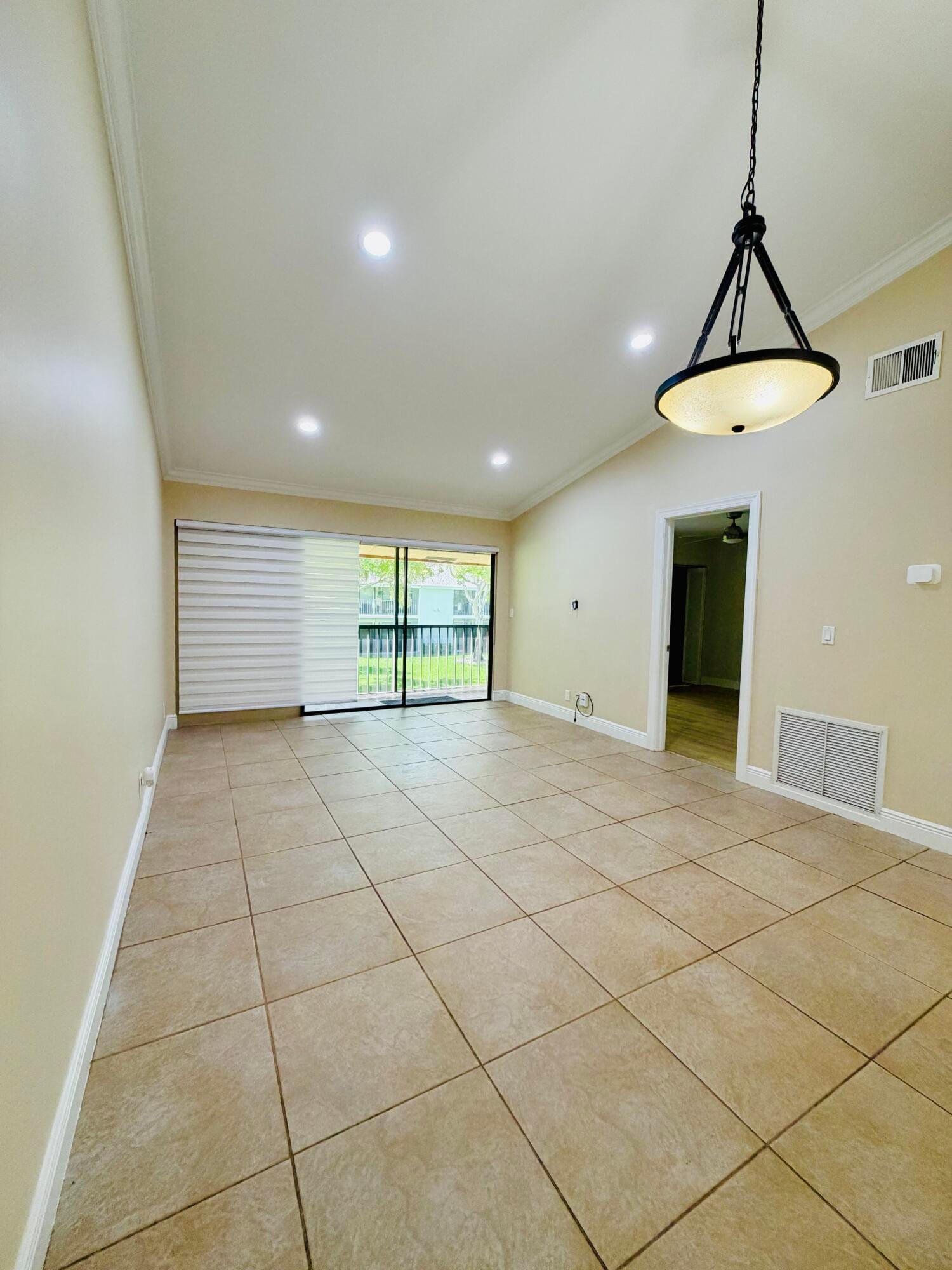 3939 NE 5th Avenue A206 — photo 7