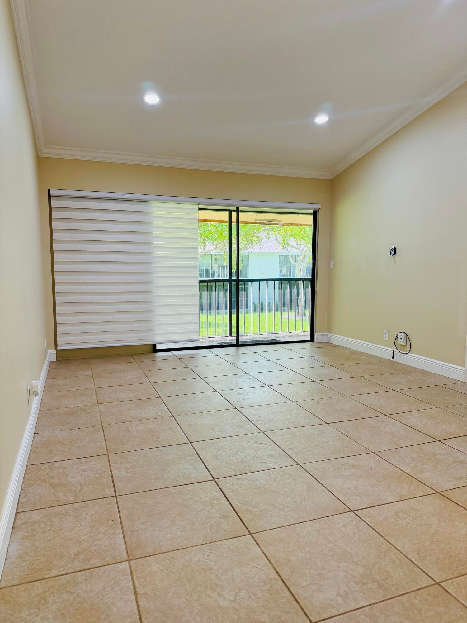 3939 NE 5th Avenue A206 — photo 8