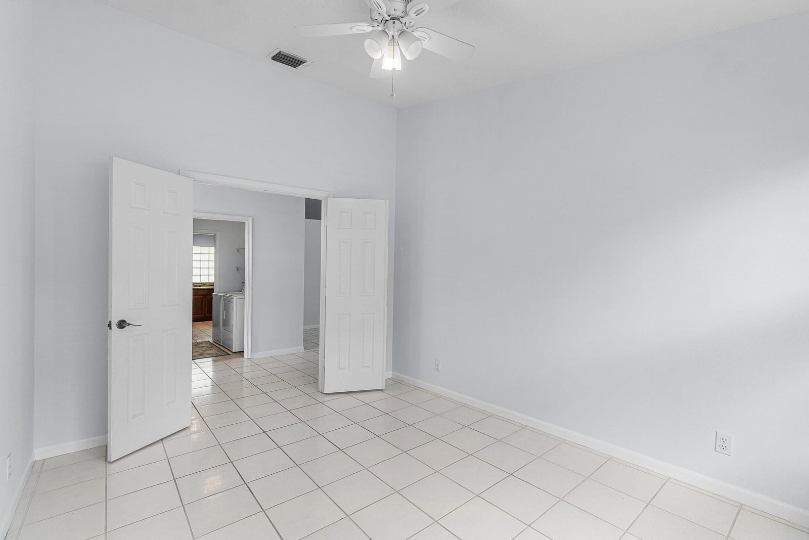 5737 Royal Club Drive, Boynton Beach, FL 33437 photo 15