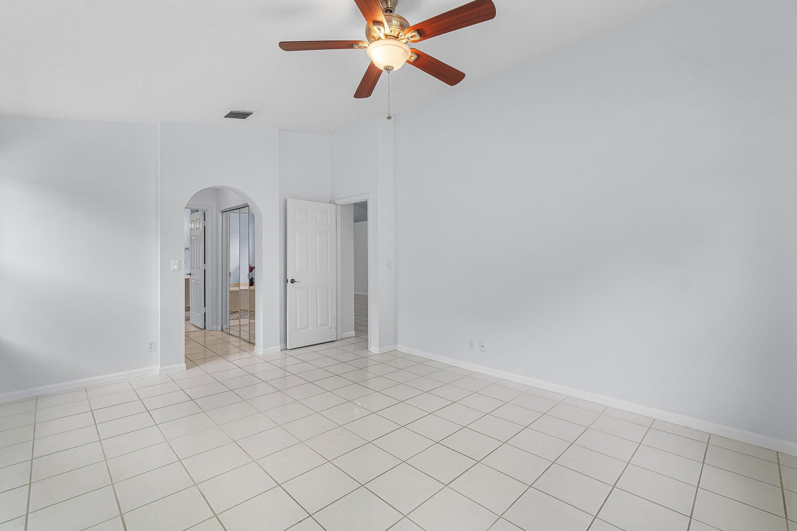 5737 Royal Club Drive, Boynton Beach, FL 33437 photo 17