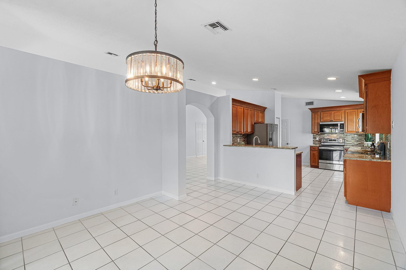 5737 Royal Club Drive, Boynton Beach, FL 33437 photo 8
