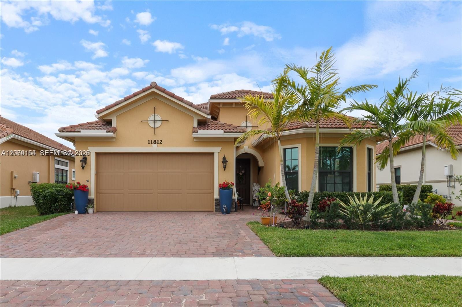 11812 S Cantal Circle S, Parkland, FL 33076
