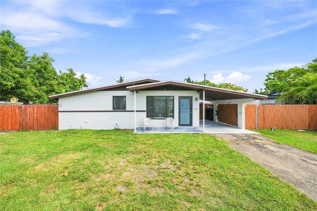 10125 SW 84th Street, Heftler Homes Sunset Park, Miami, FL
