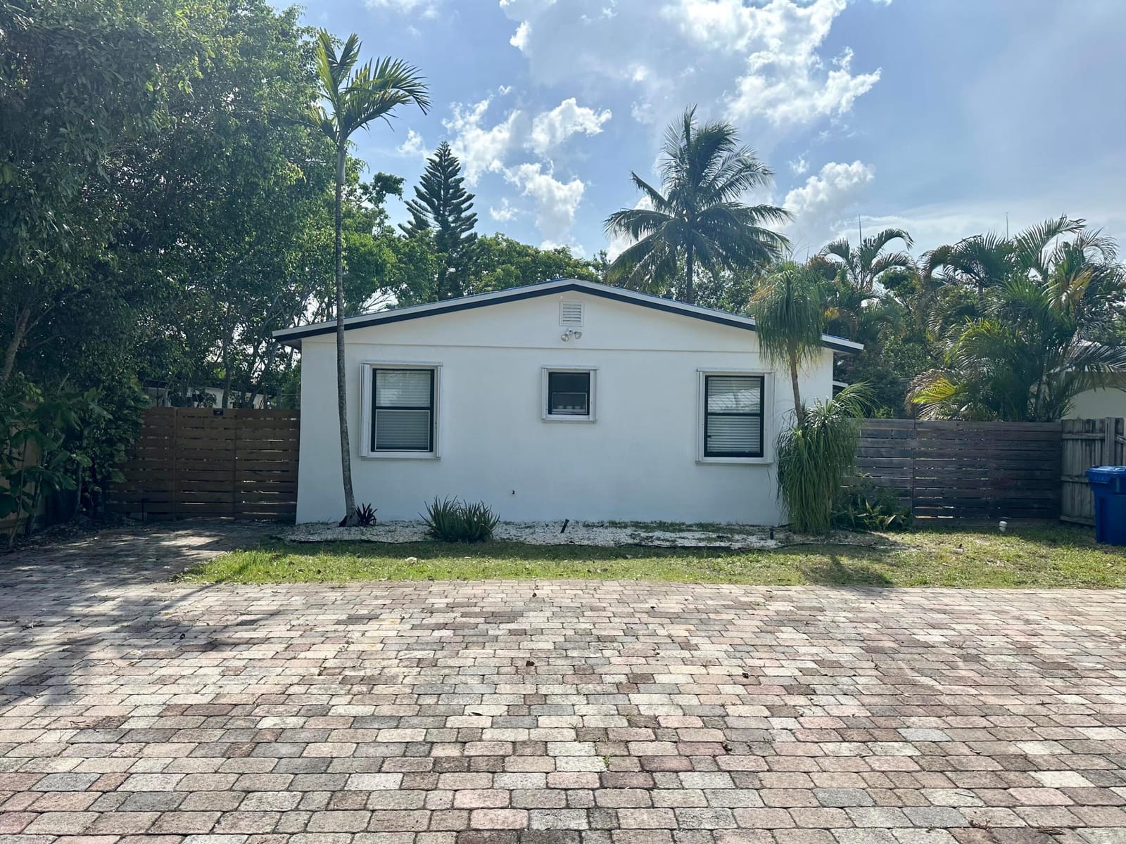 1529 NW 4TH Avenue 1-2, Fort Lauderdale, FL 33311