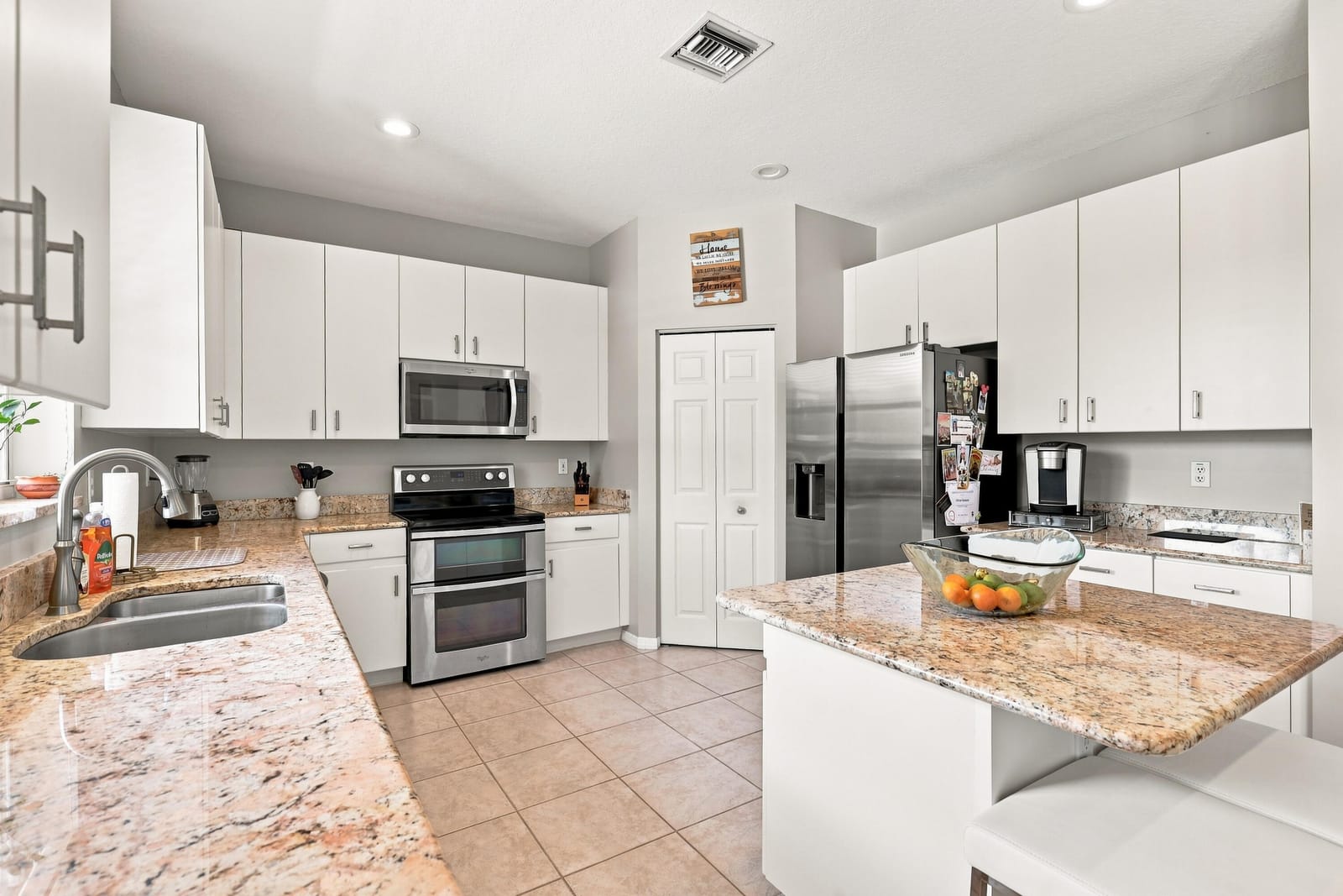 1690 Corsica Drive — photo 12