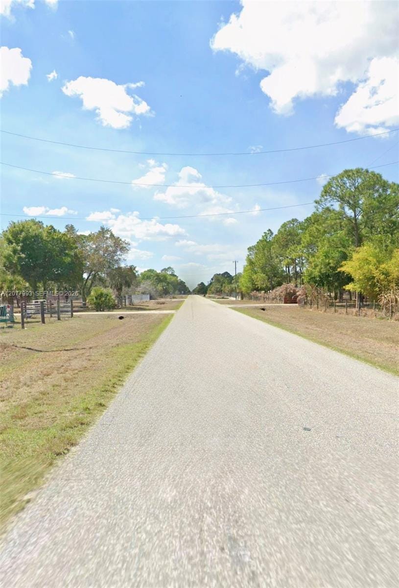 536 Hunting Club Avenue, Clewiston, FL photo 4