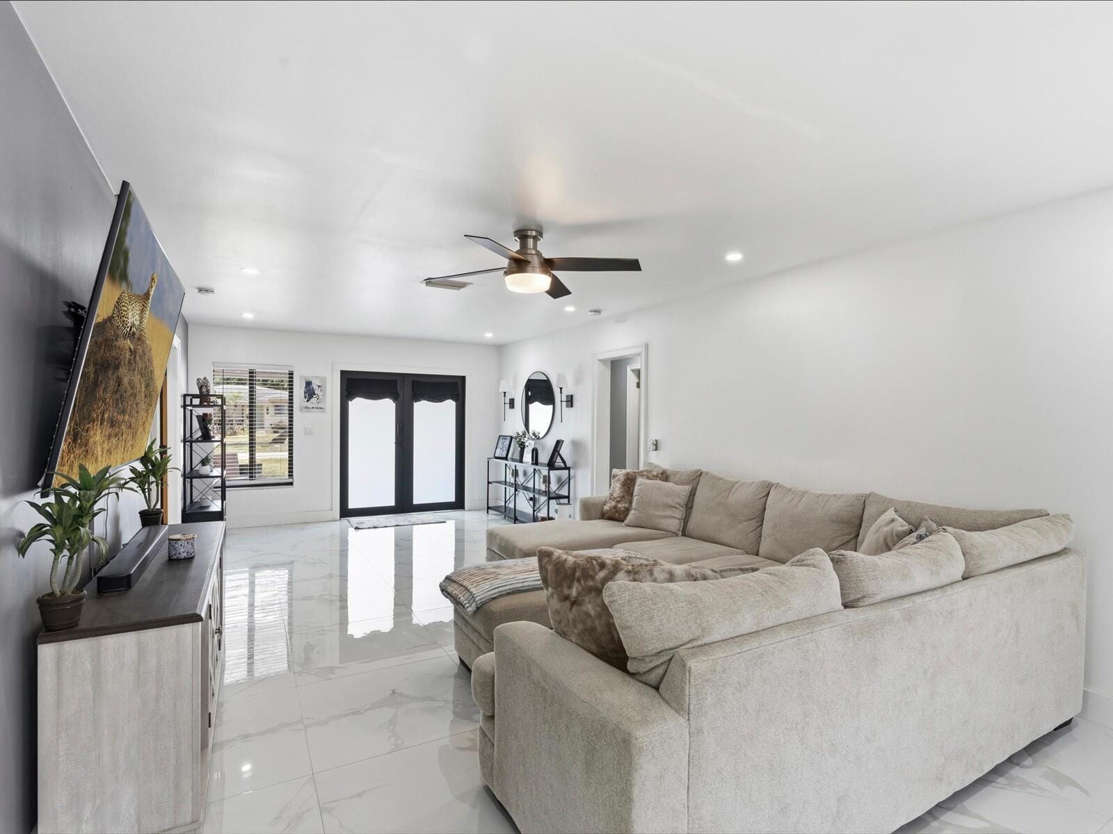 2860 MONROE Street, Hollywood, FL 33020 photo 14