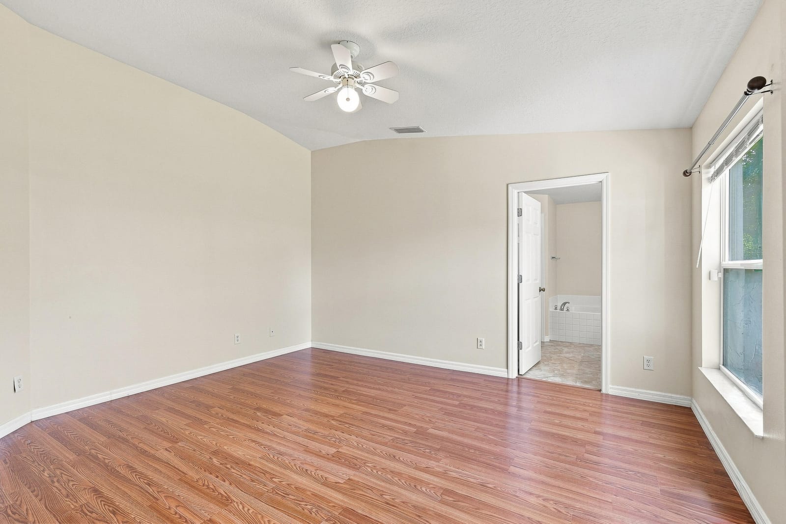 815 Greenleaf Circle, Vero Beach, FL 32960 photo 15