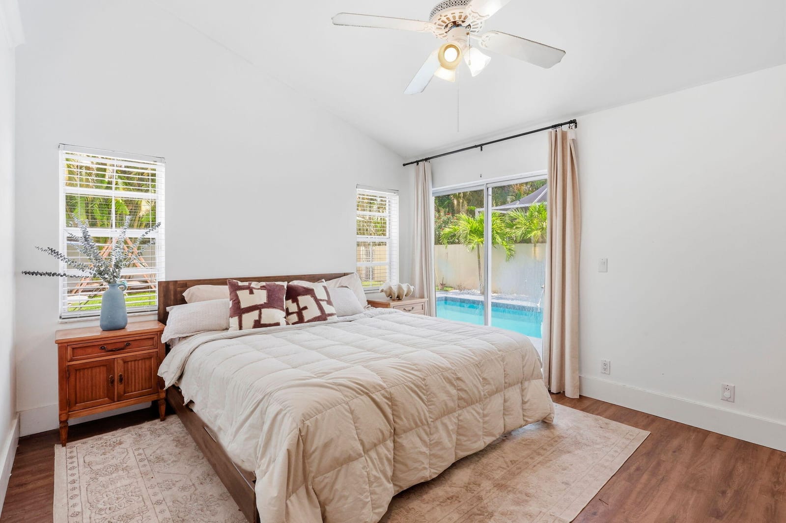 944 Dickens Place, West Palm Beach, FL 33411 photo 8
