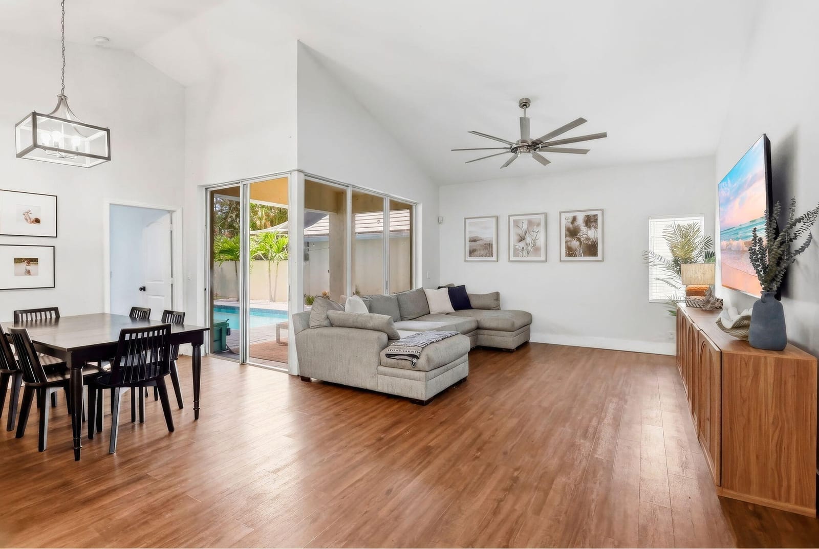 944 Dickens Place, West Palm Beach, FL 33411 photo 2