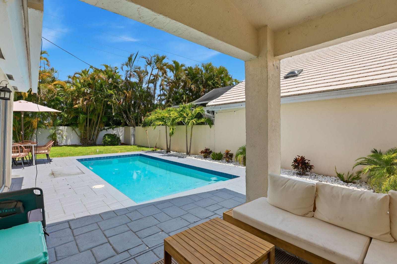944 Dickens Place, West Palm Beach, FL 33411 photo 14