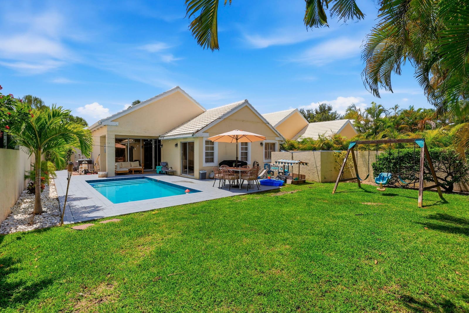 944 Dickens Place, West Palm Beach, FL 33411 photo 17