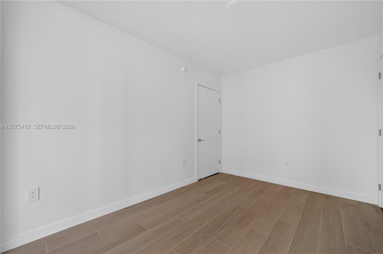 1400 Biscayne Boulevard 1502 — photo 9