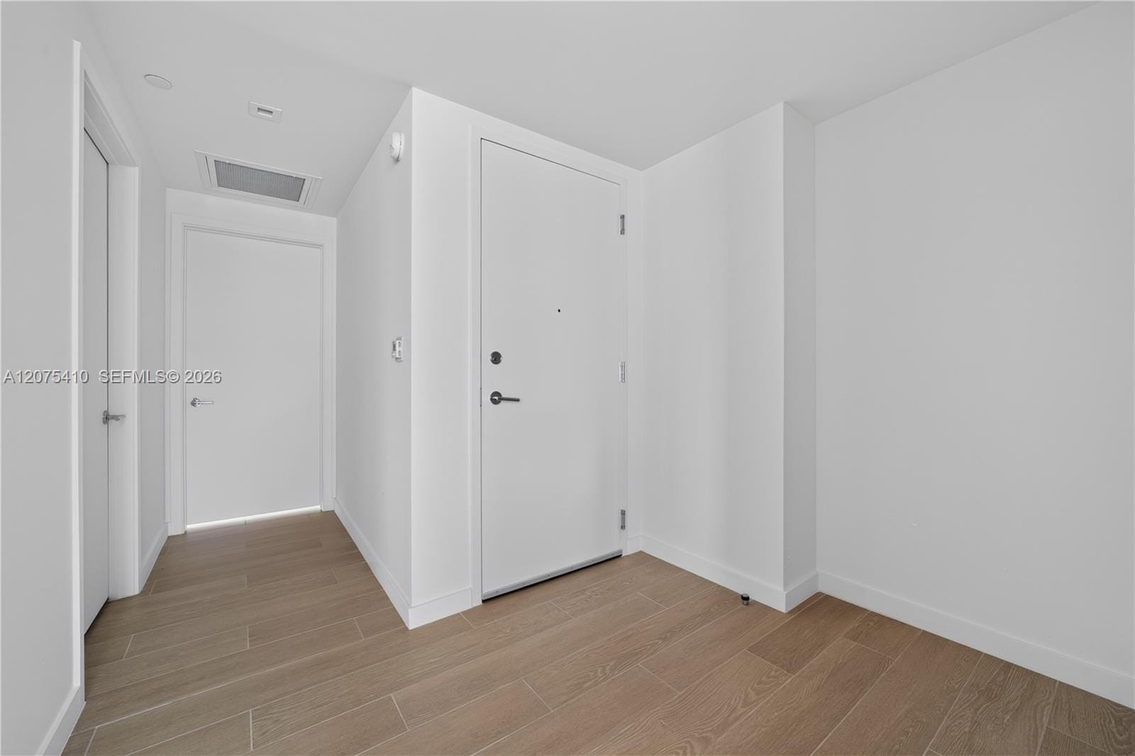1400 Biscayne Boulevard 1502 — photo 11