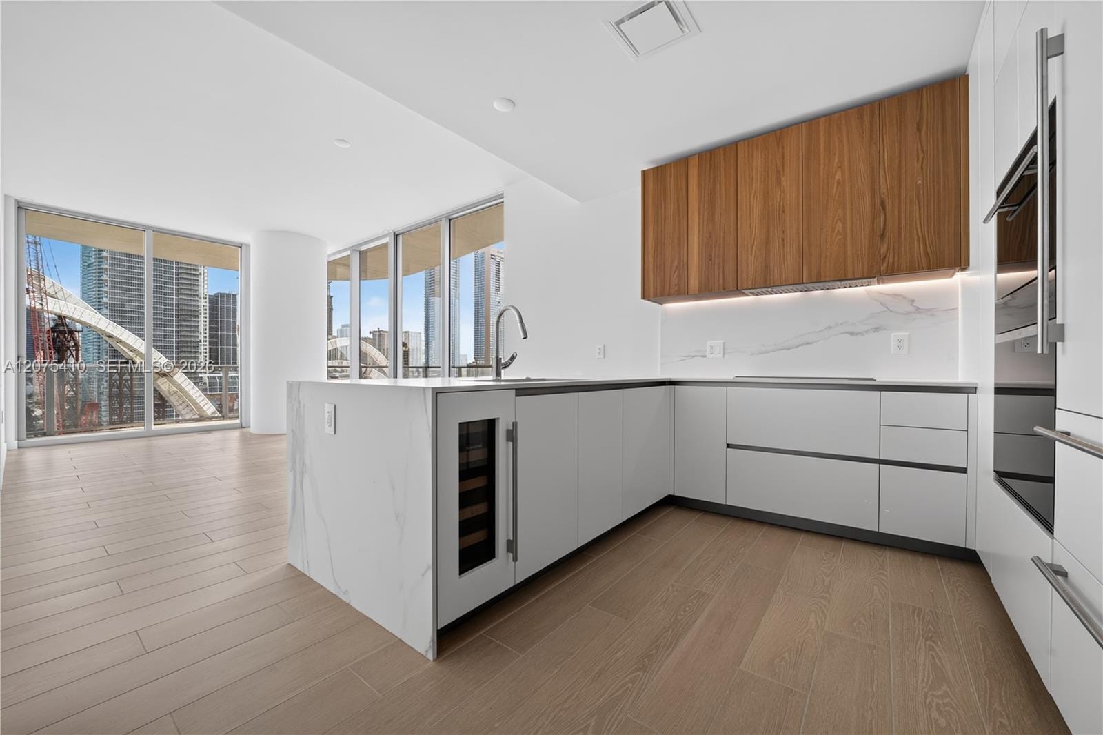 1400 Biscayne Boulevard 1502 — photo 3