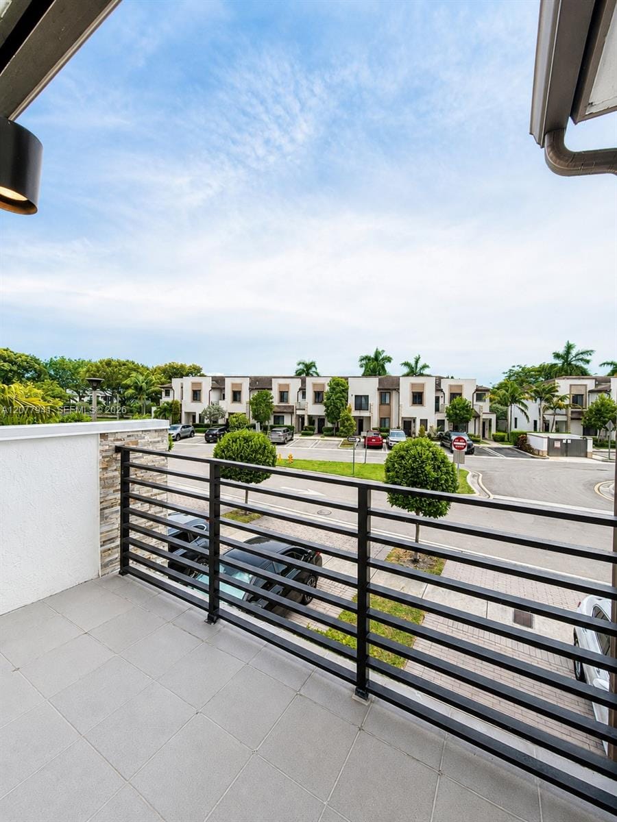 403 NE 208th Terrace, Miami, FL 33179 photo 15