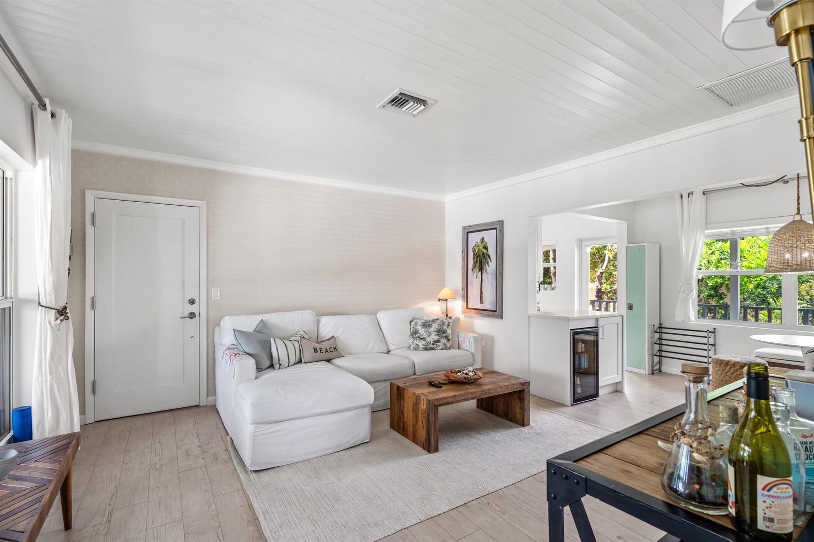1025 CASUARINA Road 7 — photo 4
