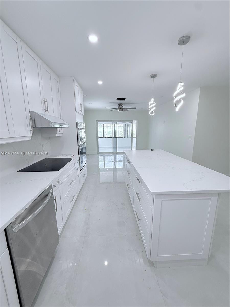 1721 NE 48th Court — photo 3