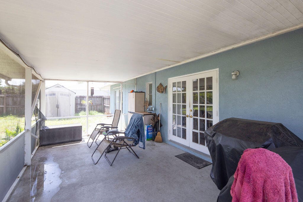 1337 SE ROANOKE Street, Port St. Lucie, FL 34952 photo 19