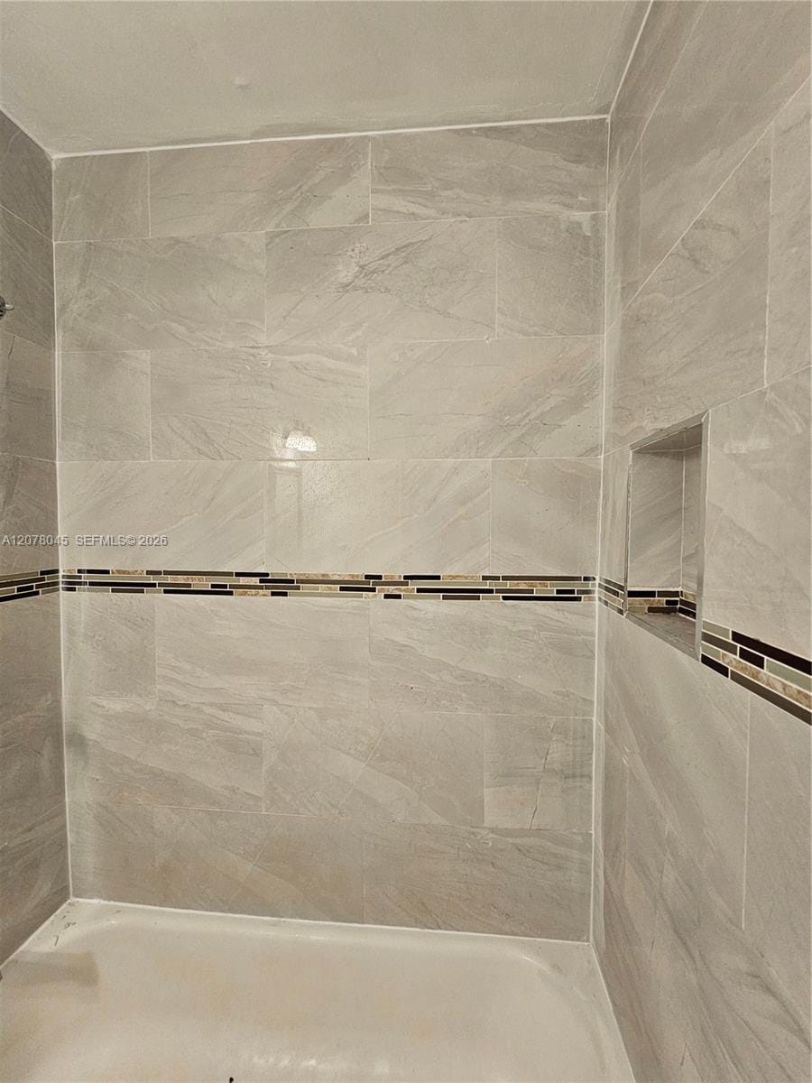 6580 W 27th Court 58-24, Hialeah, FL 33016 photo 4